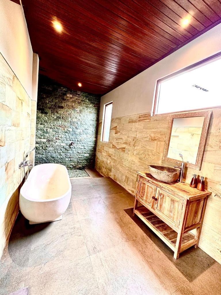 The Madawa Suites Ubud Zewnętrze zdjęcie